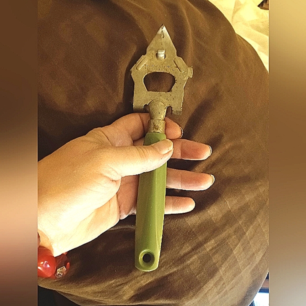 Vintage Bakelite can Opener